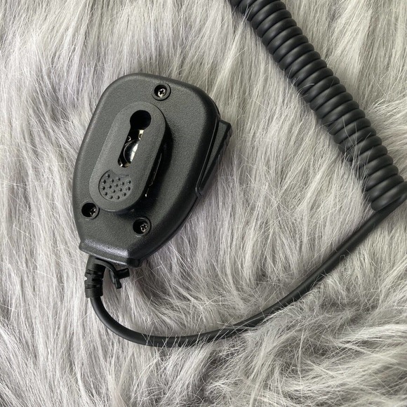 Original Baofeng Shoulder Speaker Mic For UV-5R BF-888S UV-82L BF-88A GT-1 Radio - Picture 5 of 6